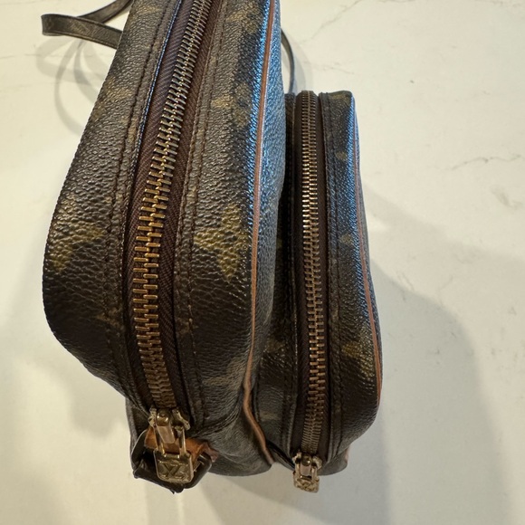 LOUIS VUITTON Amazon Shoulder Bag 💼 F10 - Picture 6 of 15